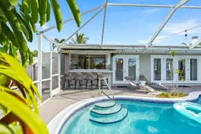 Canal Dreams | 10 Min to Beach+Bars | Heated Pool - Image 4