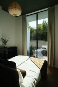 DAM8 Elegant Duplex, Terrace, Heart of Antwerp - Image 2
