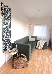 ”The Tree House” With Shared Bathroom - Image 3