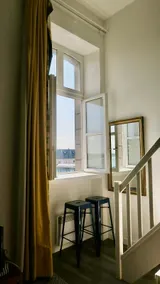 Charming loft-style studio with balcony and sea view - Image 5