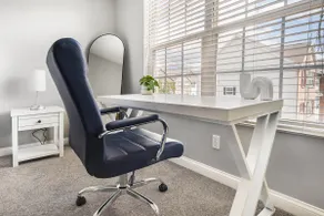 Modern 4BR Townhome | Walk to Stadium | Spacious - Image 3