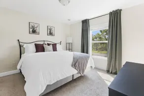 Family Retreat| Pet Friendly| King Bed| EV Charger - Image 4