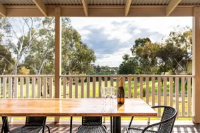 Victorian Hilltop Retreat - Firepit & Sunset Views - Image 3