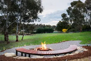 Victorian Hilltop Retreat - Firepit & Sunset Views - Image 2