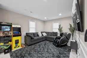 2-Story Loft | Jacuzzi, Grill, Arcade, EWR 10 min! - Image 3