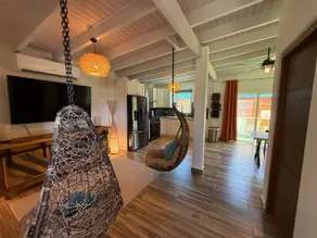Tropical Hideaway Palm Beach - Image 2