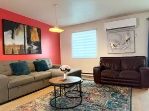 Comfy 2BR Pierrefonds Apt with included parking - Image 3