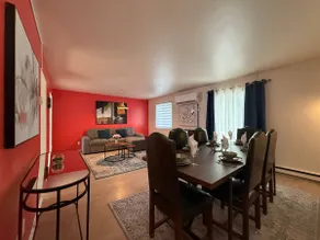 Comfy 2BR Pierrefonds Apt with included parking - Image 4