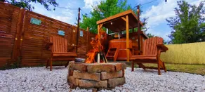 Cozy Private Cottage With Hot Tub, Pet-Friendly - Image 5