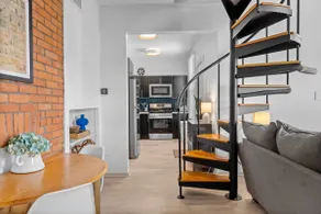 #50 Cozy Home in the heart of Shadyside - Image 3