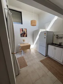 Grant Street Retreat - Image 4