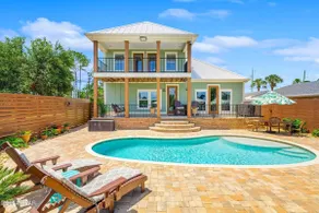 Waterfront-Pool-Dock-Waterviews-Near the Beach - Image 3