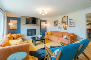 The Midline -Hot Tub + Fire Pit +Game Room Retreat - Image 3