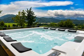 Chalet Dream Sky - Image 2