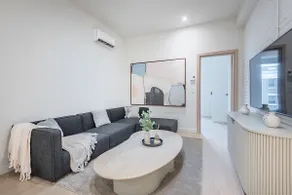 Downtown Core - Ultra Modern 1 Bedroom Apartment - Image 5