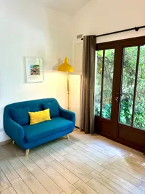 Small studio with swimming pool and gardens - Image 5