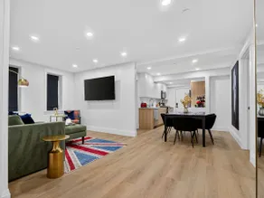 Spacious 4BR| MIT & Harvard|Subway Sleeps 12 - Image 2