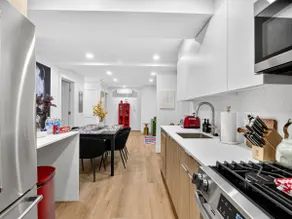 Spacious 4BR| MIT & Harvard|Subway Sleeps 12 - Image 4