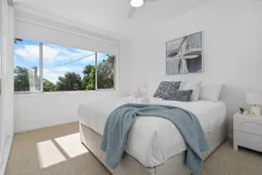 Hillview - Walk to City & Beach - Free Parking - Image 3
