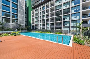 AccorView Luxury 1BR Suite Pool Gym Parking - Image 5