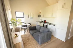 Heaven & Earth Apartment 8 - Image 3
