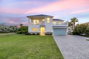 Ponce Inlet Surf Villa- Steps to beach with pool and spa! - Image 4