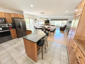 Private Baths in Almost Every Bedroom! Sleeps 18 - Image 3
