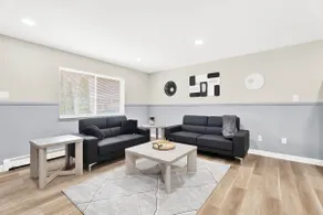 Spacious Getaway | Private + No Steps + Modern - Image 2