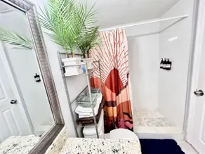 2 Floors Vila-Sunsets OnThe Lake-Amazing Location - Image 5