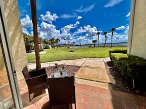 2 Floors Vila-Sunsets OnThe Lake-Amazing Location - Image 3