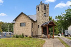 School of Sorcery | Wizard Castle Retreat for 12 - Image 5