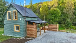 Bancroft Cottage | Hot Tub | Private 2 Acres - Image 2