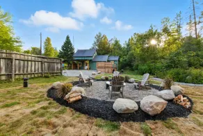 Bancroft Cottage | Hot Tub | Private 2 Acres - Image 4