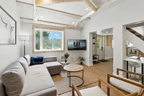 Bancroft Cottage | Hot Tub | Private 2 Acres - Image 3