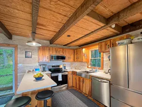 Sky Retreat Cabin-West Jefferson - Image 5