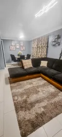 Spacious 3BR near Etihad and Coop Live Free Parking - Image 5