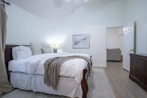 The Pappy, 2BR House by Velvet Ditch Villas - Image 3