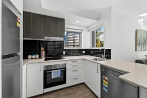 Bright & Stylish 2BR w/ Spacious Balcony & WiFi - Image 4