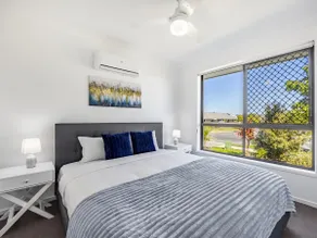 Bright Serenity Family Comfort near Parks and Shops - Image 3