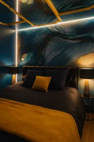 La Secrète, immersive suite with private spa - Image 3