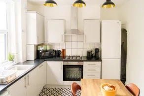 #59 Spacious 2BR near City Centre | Free WiFi - Image 3