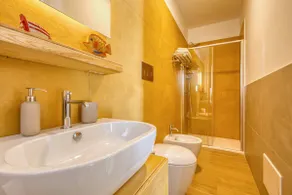 VFH La Rada Apartments - Image 4