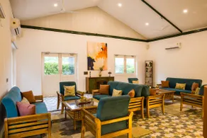 Pet-friendly Retreat W/ Garden, Shared pool - Image 2