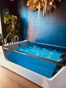 L'instant Suspendu-Studio Jacuzzi Terrace Beaches - Image 3