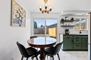 Walk to Autzen Stadium! Sunny 3 bedroom House - Image 4