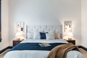 Cozy Loft w/ City Charm & Fast Wi-Fi – 5 Min to DT - Image 5