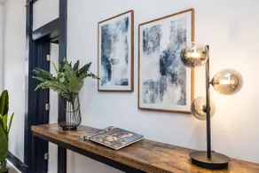 Cozy Loft w/ City Charm & Fast Wi-Fi – 5 Min to DT - Image 4