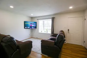 Spacious 5BR Lynchburg Retreat Minutes from LU - Image 4