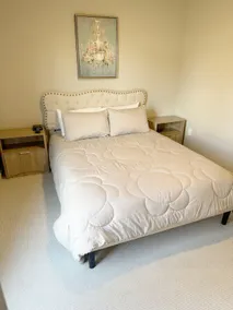 2BR 2.5 Downtown Oasis Full Kitchen | Pet Friendly - Image 5