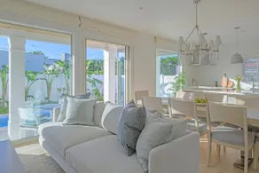 Seaside Cottage, Araiide - Image 4